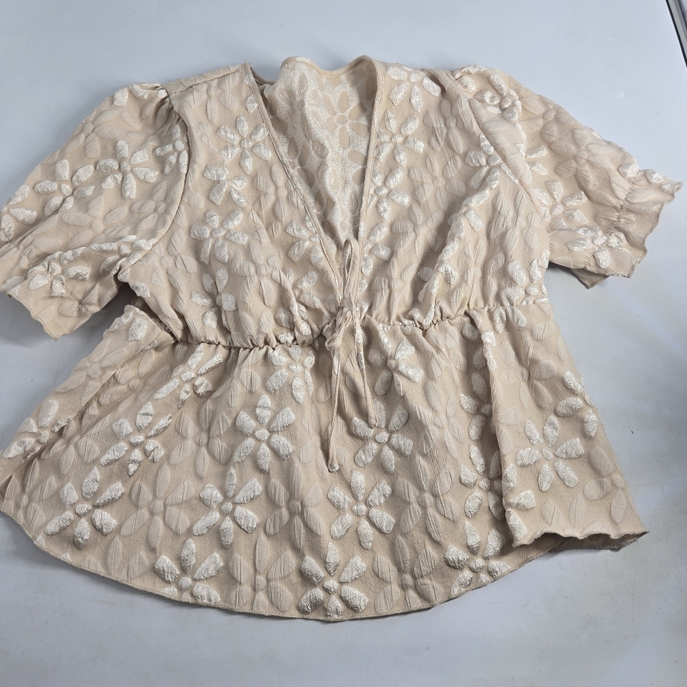 Cream Floral Textured Top 2XL
